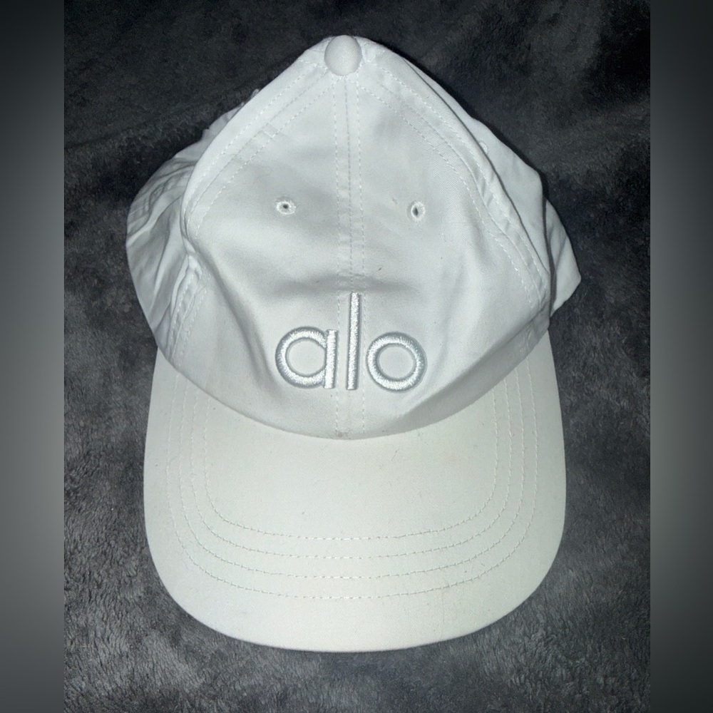 ALO Yoga White Cap